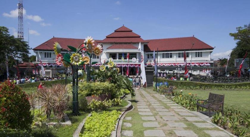 Sunrise Hotel 3*