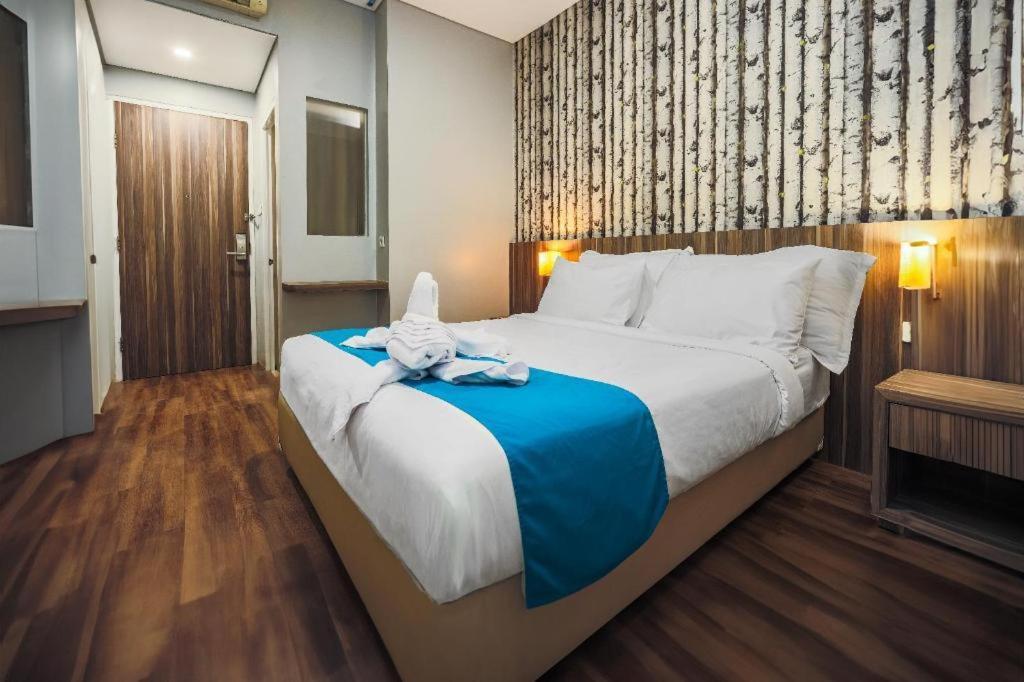 Sunrise Hotel