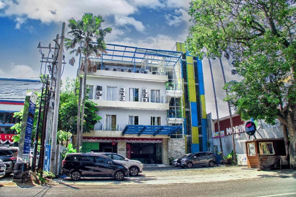 Sunrise Hotel 3*