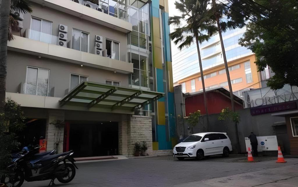 Sunrise Hotel 3*